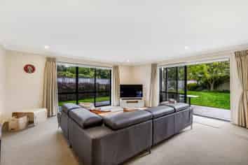 14 Ashgrove Court, Lincoln