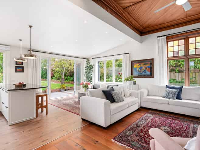 5 Merlin Street, Roslyn