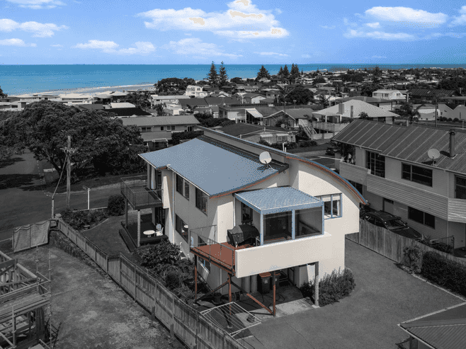 19 Beach Road, Waihi Beach