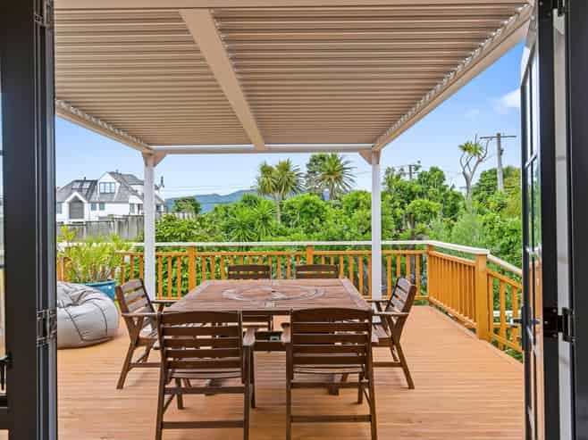 102 Manly Street, Paraparaumu Beach