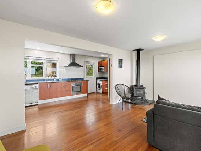 6 Mount Pleasant Road, Mount Pleasant