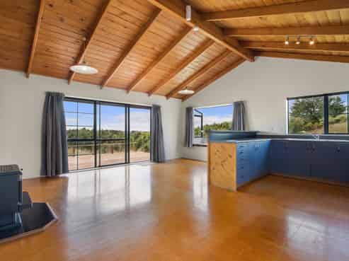 243B Wright Road, Katikati