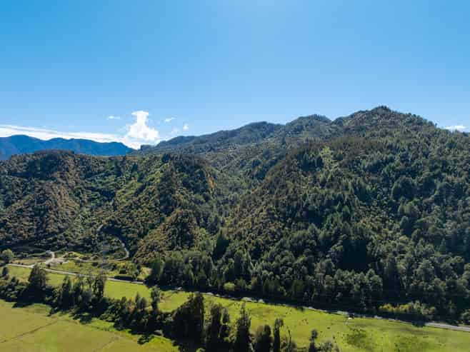 288 Matiri Valley Road, Murchison