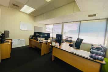 Prime Level 1 Office - Lincoln Manor