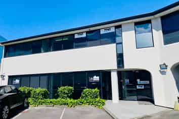 Prime Level 1 Office - Lincoln Manor