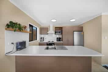 52D Candia Road, Swanson