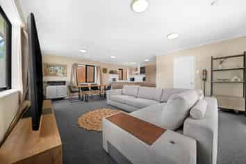 52D Candia Road, Swanson