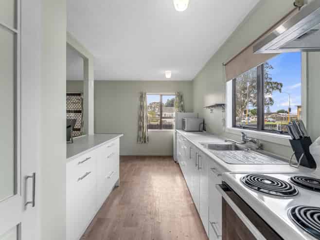 2/2 Burundi Avenue, Manurewa