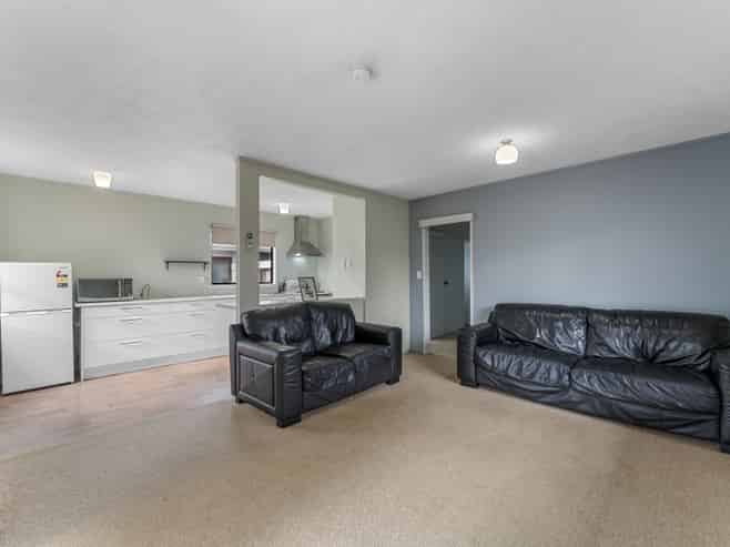 2/2 Burundi Avenue, Manurewa
