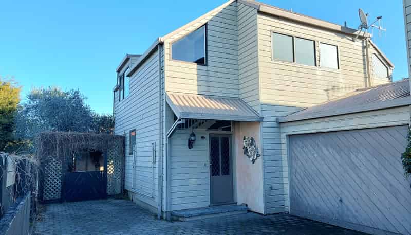 127B Te Heuheu Street, Taupo