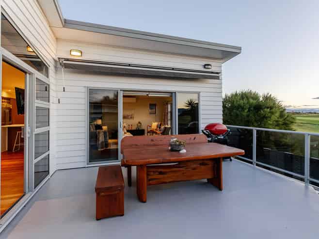 52 Martin Road, Paraparaumu Beach