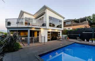 52 Martin Road, Paraparaumu Beach