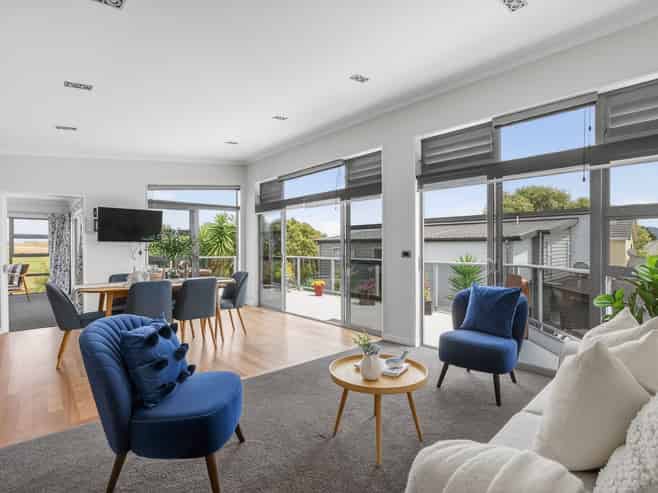 52 Martin Road, Paraparaumu Beach