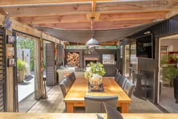 112 Marram Place, Matarangi