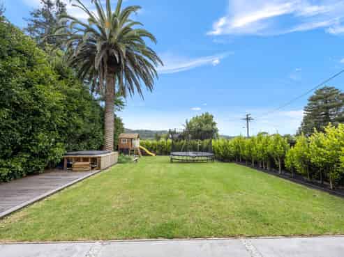 24 Albert Street, Riverhead