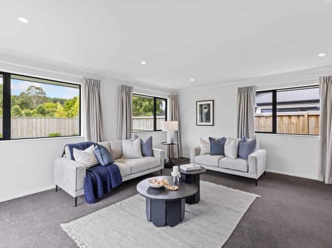 55 Henshaw Street, Woodend