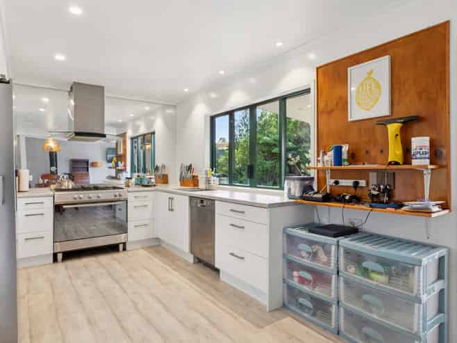 506F McLaren Falls Road, Omanawa