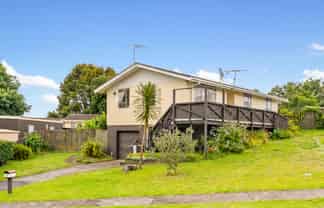 4 Chibnall Place, Conifer Grove