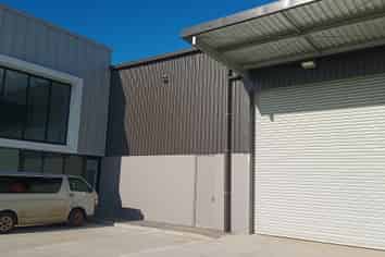 Modern Light Industrial Opportunity in Gateway Business Park