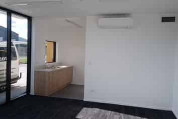 Modern Light Industrial Opportunity in Gateway Business Park