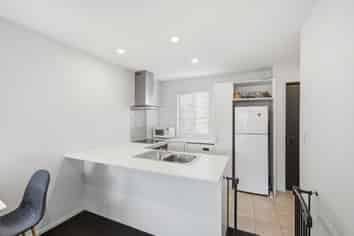 51/10 Buffon Street, Waltham