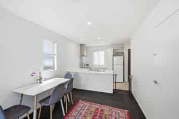 51/10 Buffon Street, Waltham