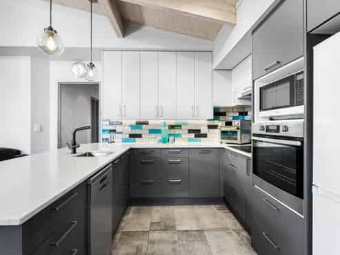 19b Commins Road, Onerahi