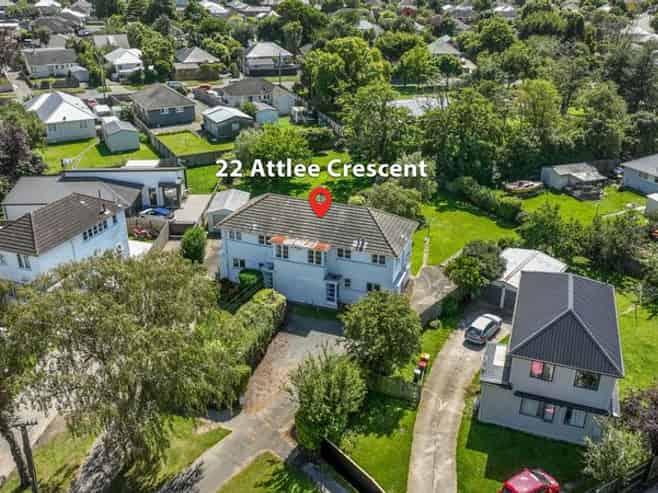22 Attlee Crescent, Bryndwr