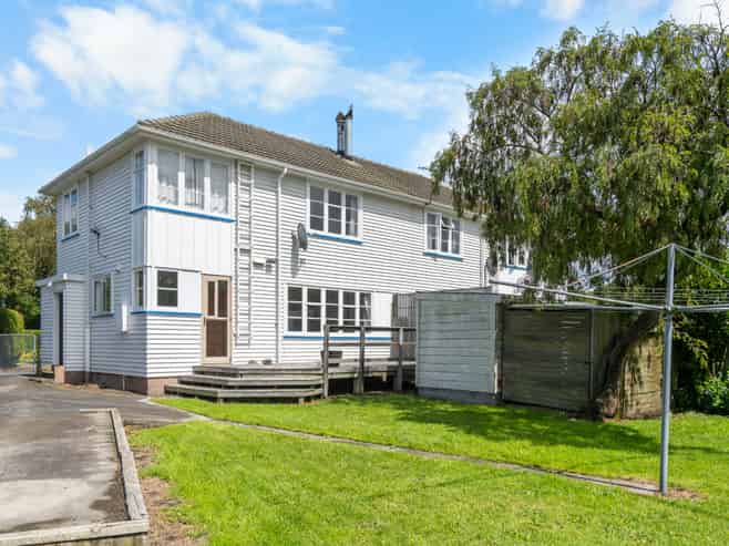 22 Attlee Crescent, Bryndwr