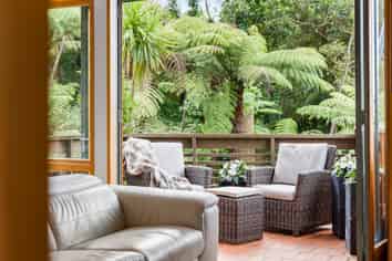 50 Braemar Road, Castor Bay