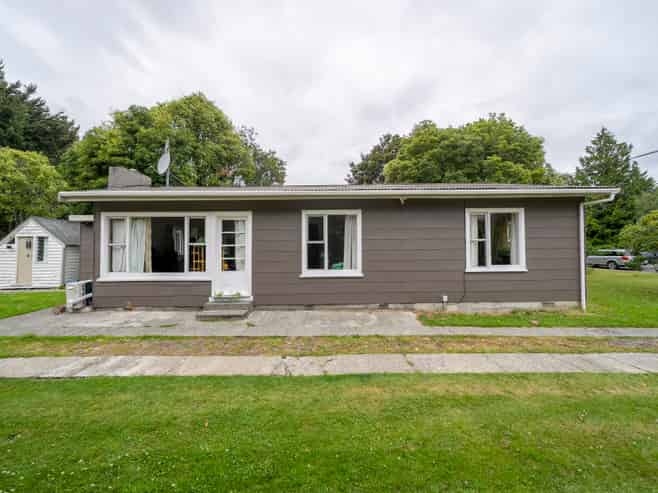 53 Fergus Square, Te Anau