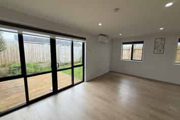 4B Arbor Close, Manurewa