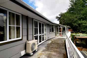 257 Old Taupo Road, Hillcrest