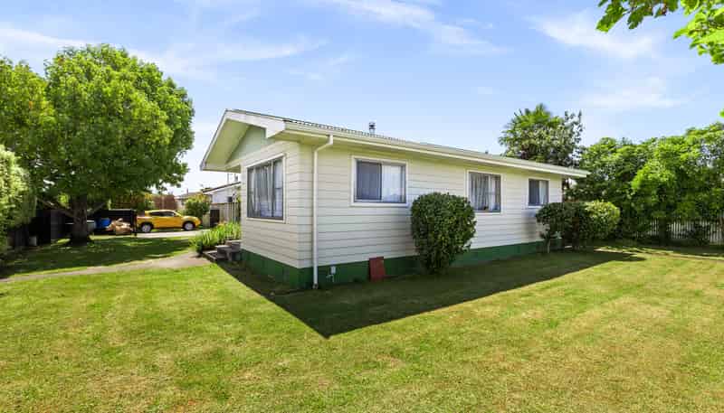 54 Wycliffe Street, Onekawa