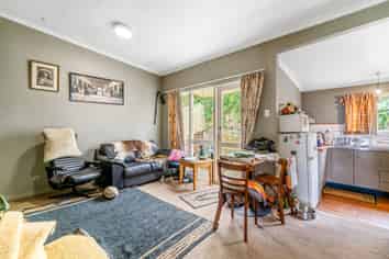 6 Bridge Street, Clyde Hill