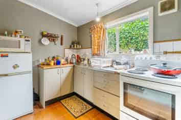 6 Bridge Street, Clyde Hill