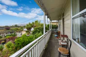 6 Bridge Street, Clyde Hill