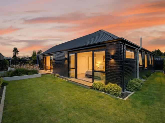 3 Arapawa Street, Belfast