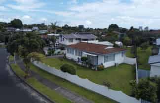 40 Charntay Avenue, Manukau