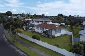 40 Charntay Avenue, Manukau