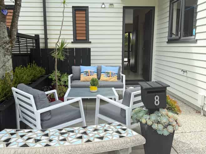 8/11 The Avenue, Albany