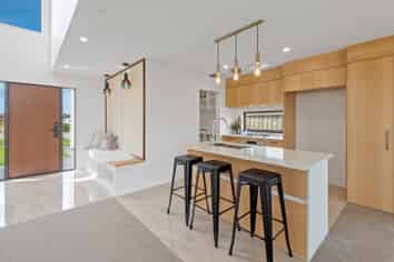 8 El Patron Lane, Halswell