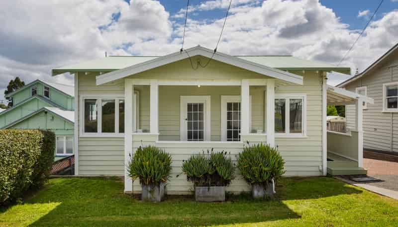 10 Willis Street, Mount Albert