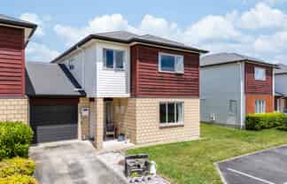 43 Gordon Davies Lane, Huntington