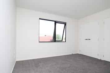 7C Spears Place, Botany Downs