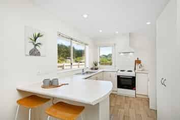 261 Maungaraki Road, Lower Hutt