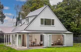 99A Alberton Avenue, Mount Albert