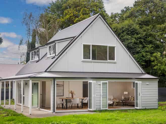 99A Alberton Avenue, Mount Albert