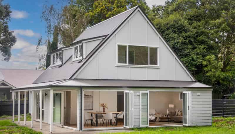 99A Alberton Avenue, Mount Albert