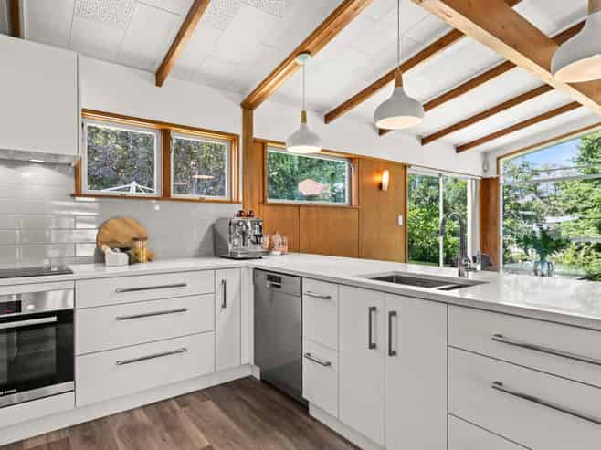 39 Iona Road, Havelock North